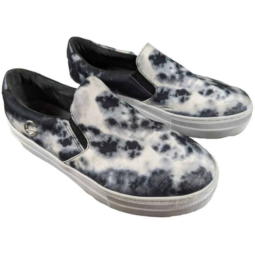GBG Los Angeles PAYSYN4‎ Women's Fashion Sneakers - Black & White Size 11M